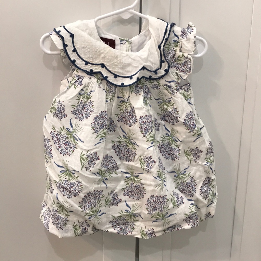 Linen flower dress with exaggerated collar